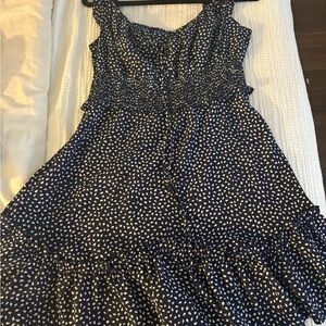Chic Navy and White Patterned Midi Dress